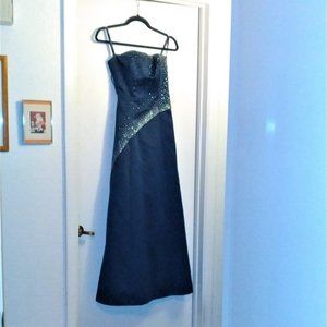 Vintage Beautiful Morgan and Co. Dark Blue Prom/Formal Dress - 2002 - Size 1/2